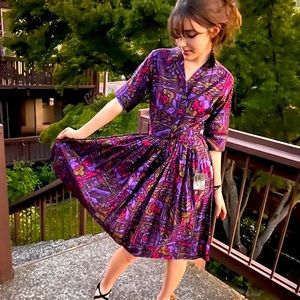Vintage 1950’s midi length short sleeve Serbin brand fit and flare cut dress
